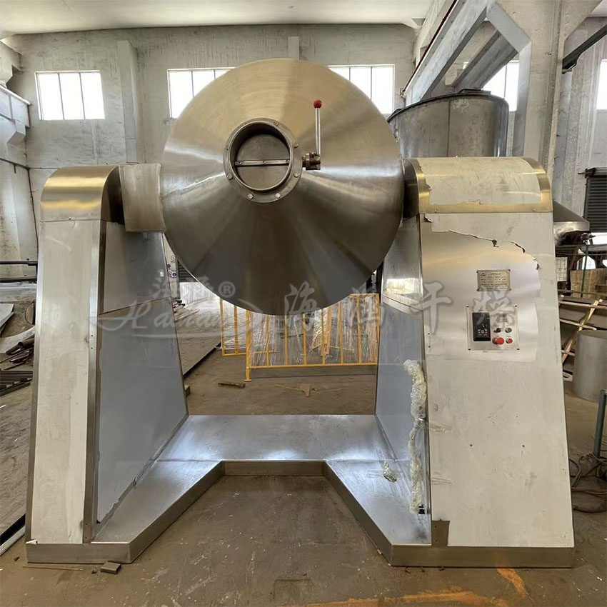 w66利来干燥非标SZH-2000双锥混合机成功发往客户单位